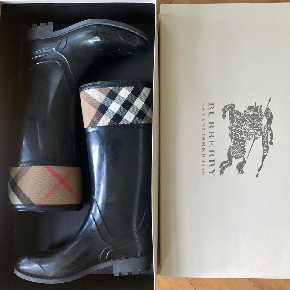 Burberry Rainboots